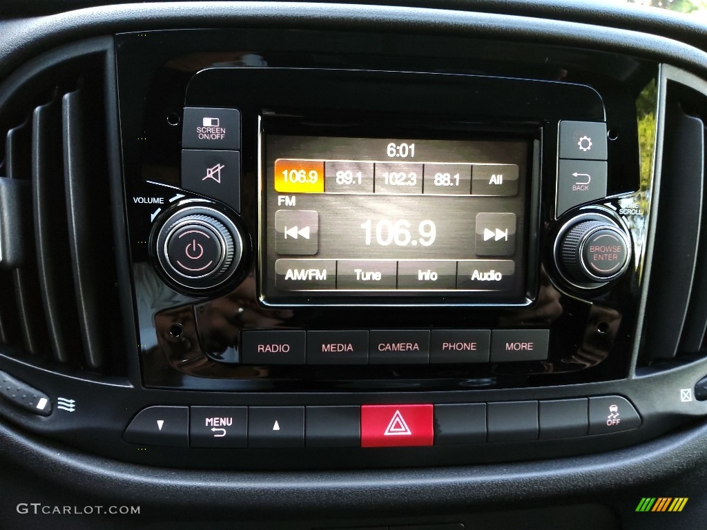2022 Ram ProMaster City Tradesman Cargo Van Audio System Photo #144768774