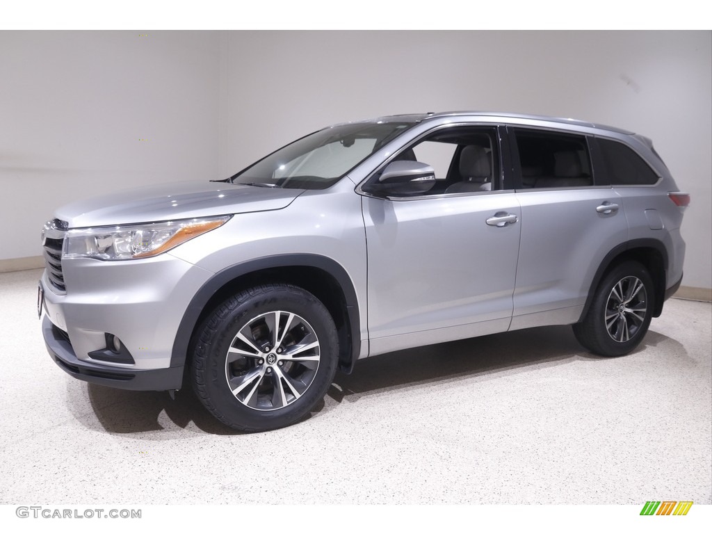 2016 Highlander XLE - Silver Sky Metallic / Ash photo #3