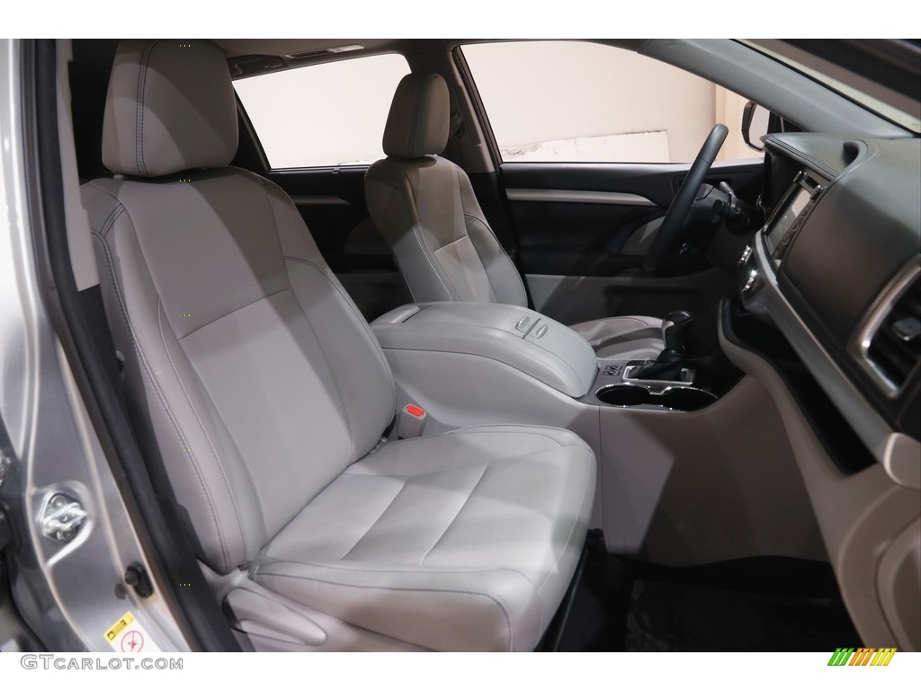 2016 Highlander XLE - Silver Sky Metallic / Ash photo #16