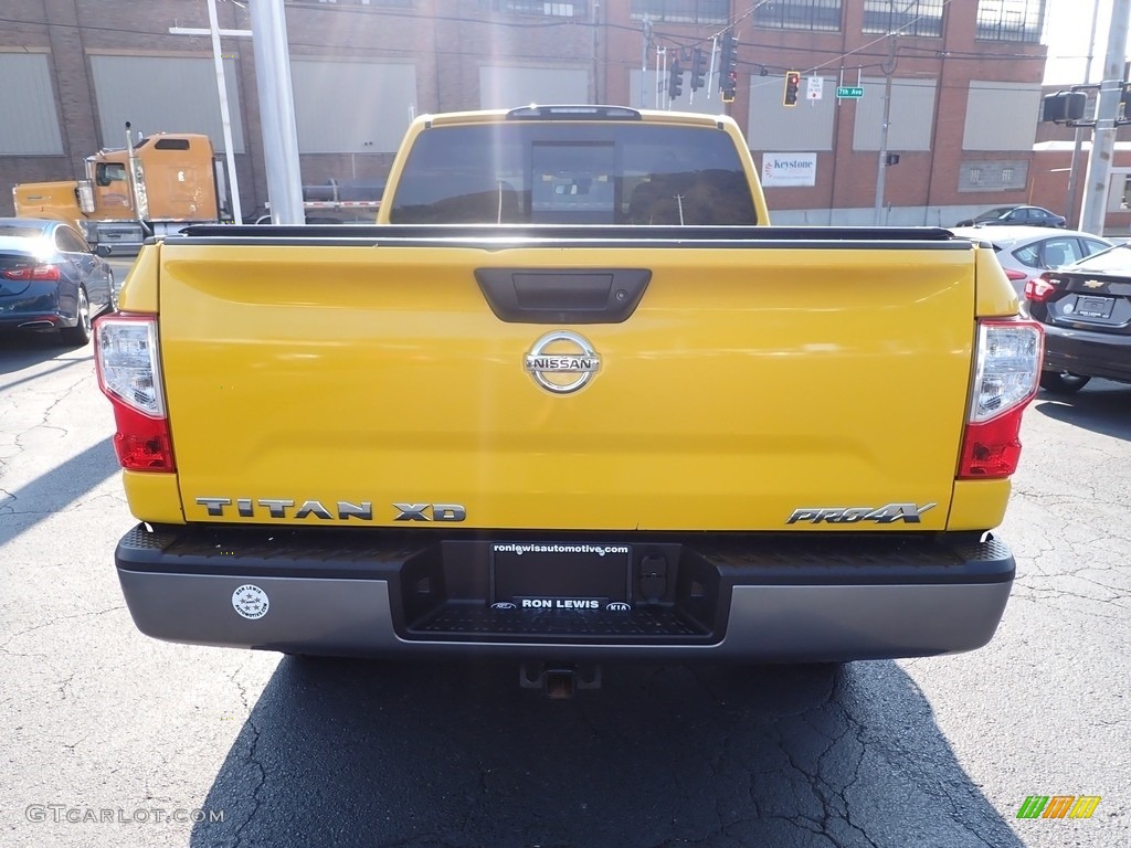 2017 TITAN XD PRO-4X Crew Cab 4x4 - Solar Flare Yellow / Black photo #7
