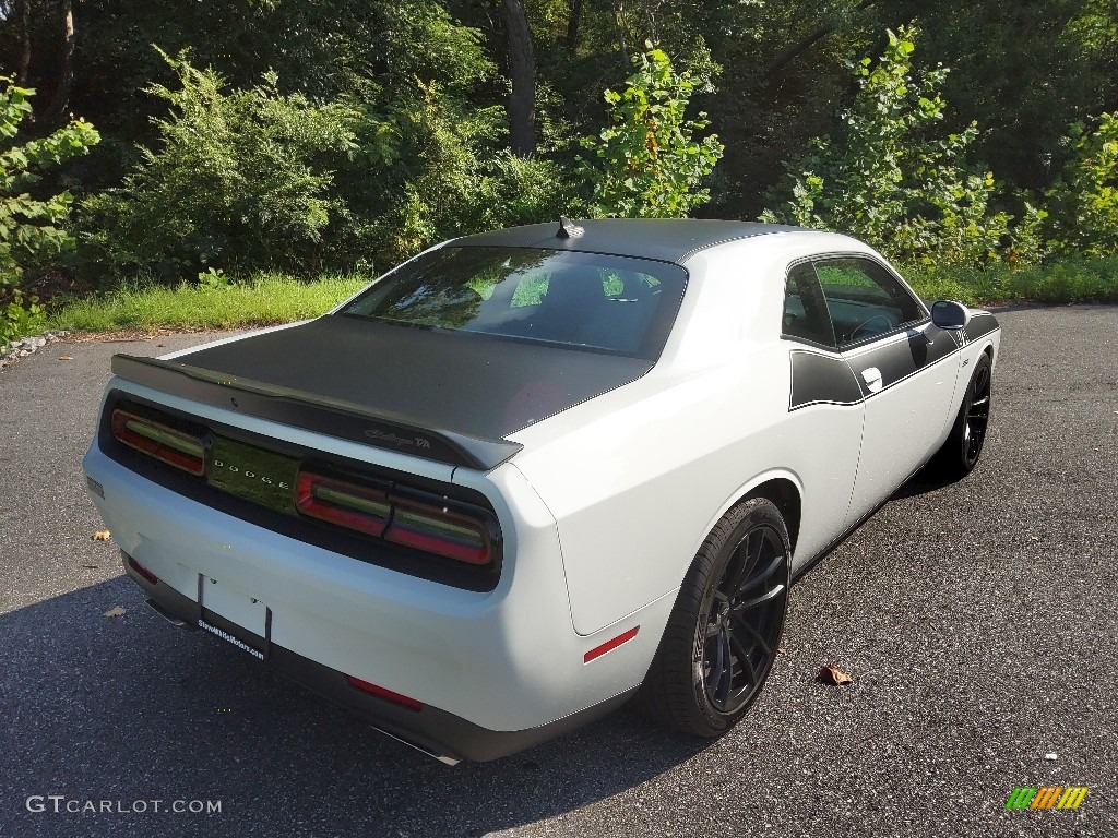 2020 Challenger R/T Scat Pack - White Knuckle / Black photo #6