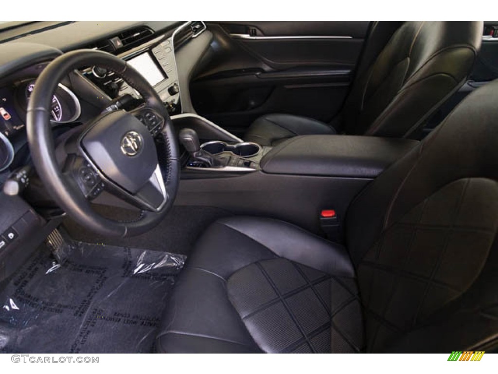 2018 Camry XLE - Brownstone / Black photo #3