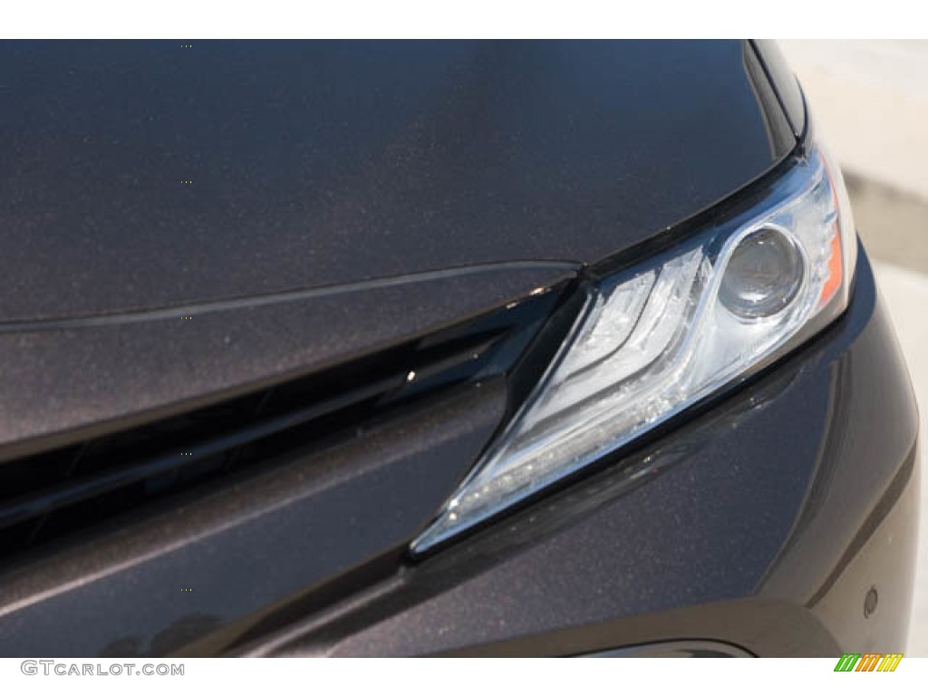 2018 Camry XLE - Brownstone / Black photo #9