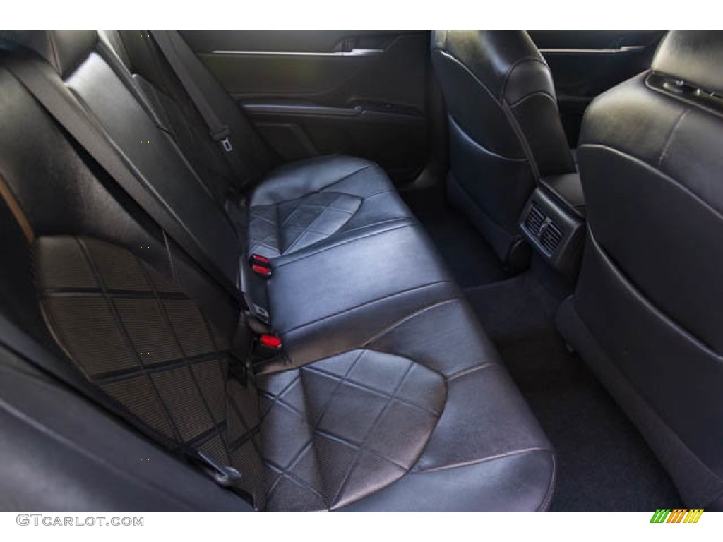2018 Camry XLE - Brownstone / Black photo #24