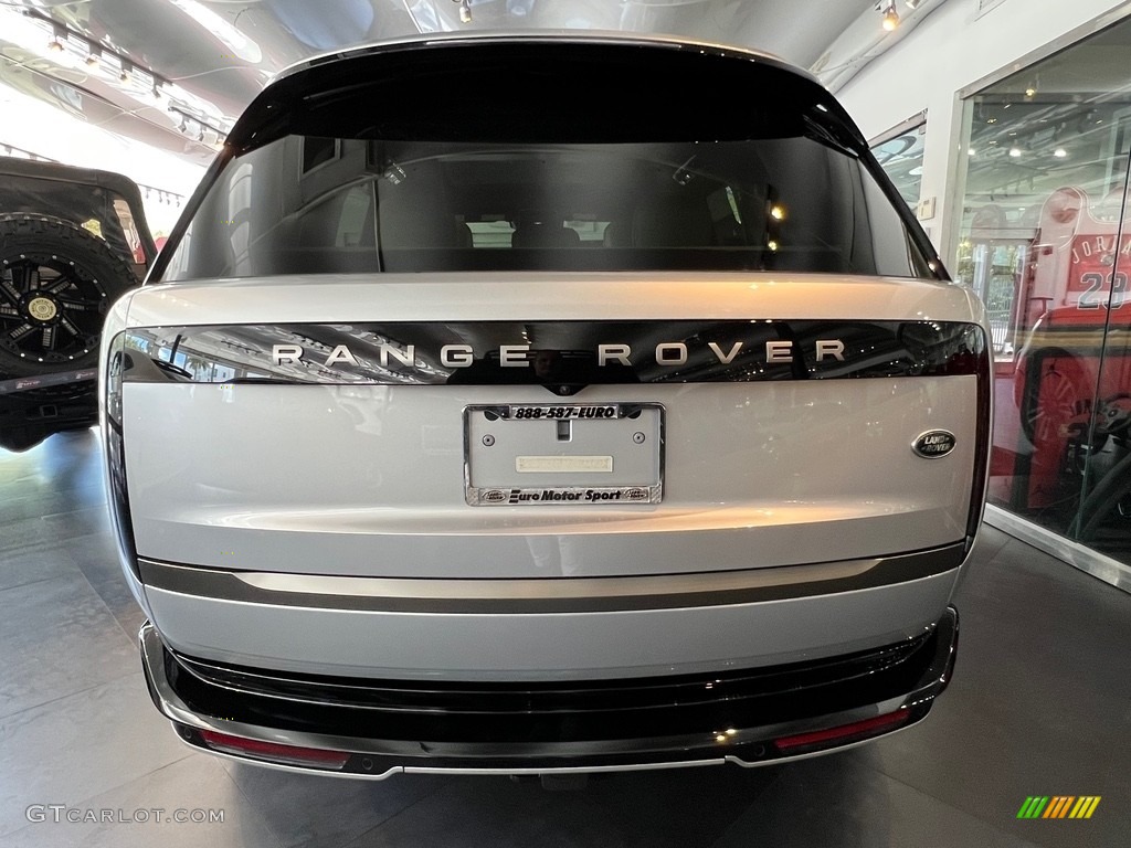 2022 Range Rover P530 SE LWB - Hakuba Silver Metallic / Perlino photo #16