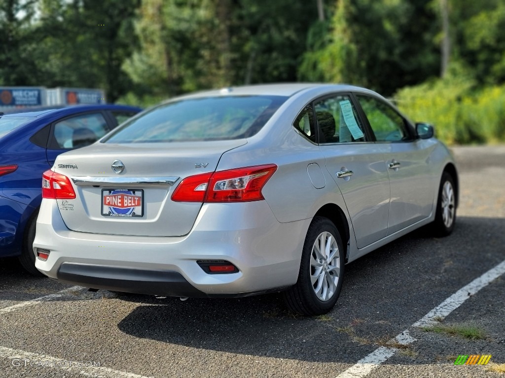 2019 Sentra SV - Brilliant Silver Metallic / Charcoal photo #9