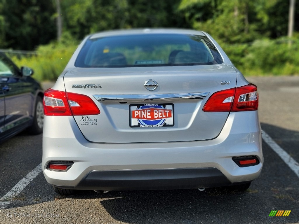 2019 Sentra SV - Brilliant Silver Metallic / Charcoal photo #10