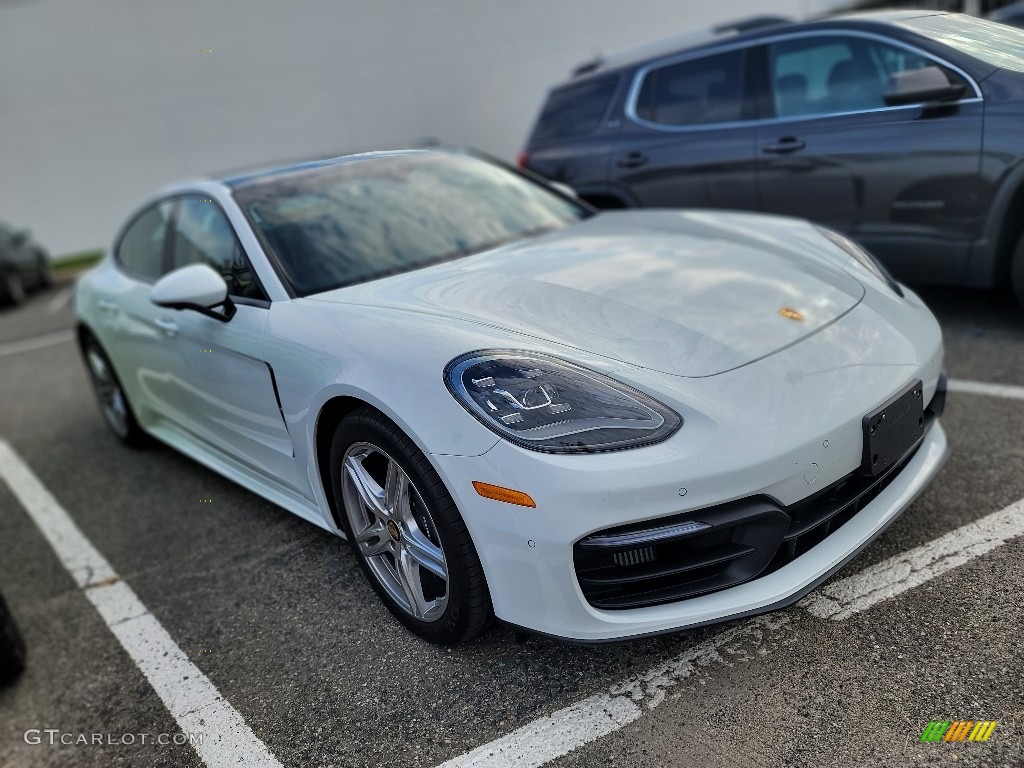 2021 Porsche Panamera 4 Exterior Photos