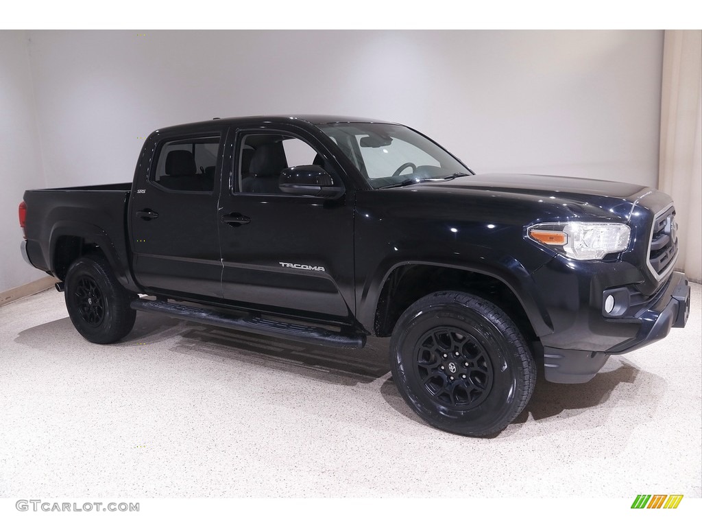 2019 Tacoma SR5 Double Cab 4x4 - Midnight Black Metallic / Cement Gray photo #1