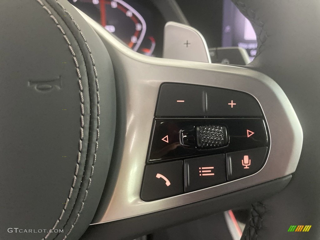 2023 BMW X5 M50i Steering Wheel Photos