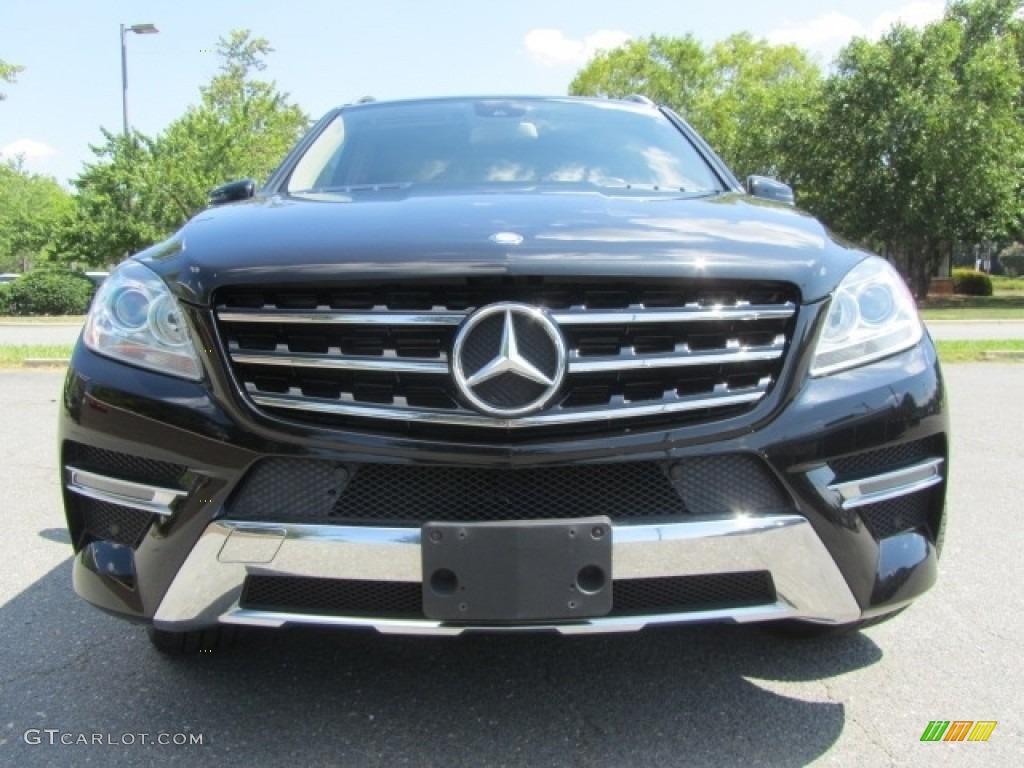 2014 ML 350 4Matic - Obsidian Black Metallic / Almond Beige photo #4