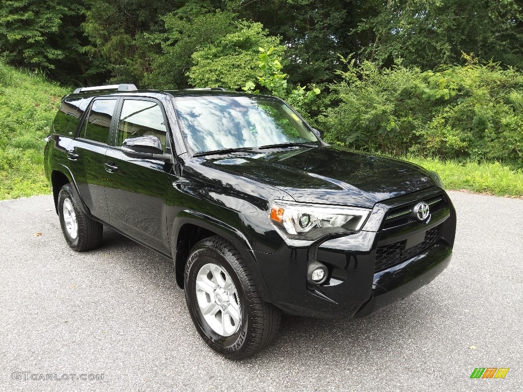 2022 Toyota 4Runner SR5 Premium Exterior Photos