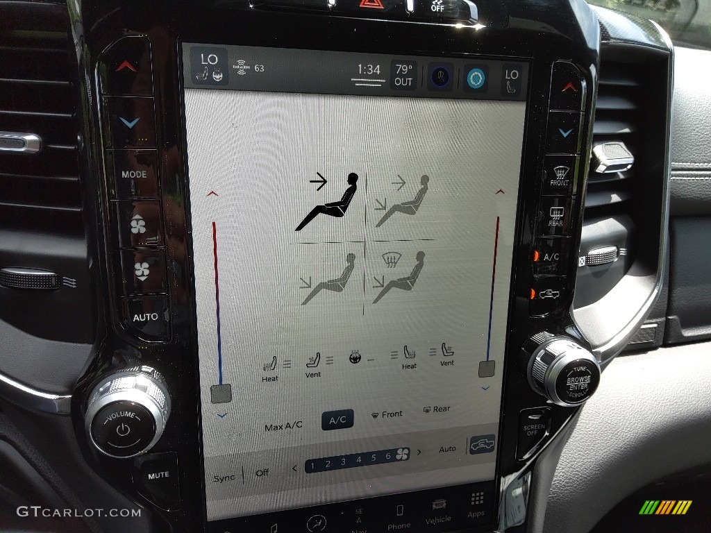 2022 Ram 2500 Laramie Mega Cab 4x4 Controls Photos