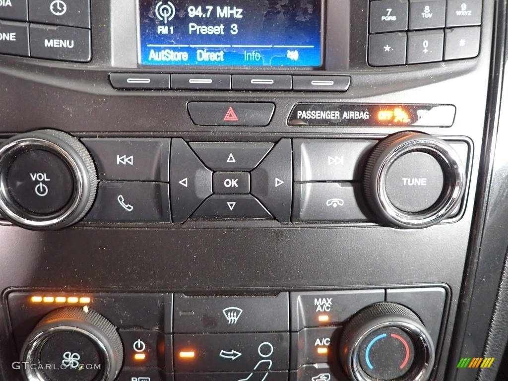 2018 Explorer 4WD - Shadow Black / Medium Stone photo #19
