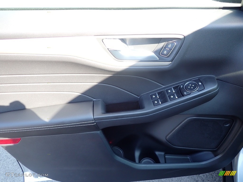 2022 Ford Escape SEL 4WD Ebony Door Panel Photo #144783308