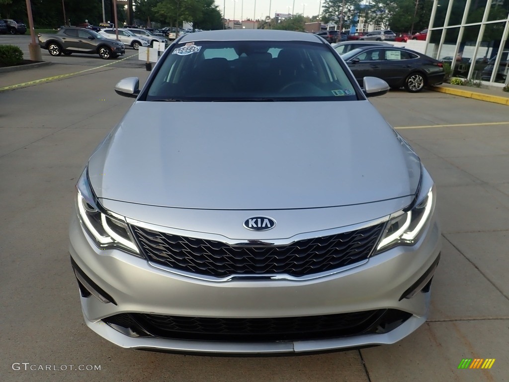 2020 Optima LX - Sparkling Silver / Black photo #8