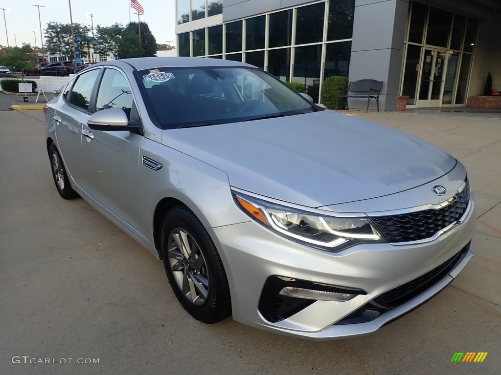 2020 Optima LX - Sparkling Silver / Black photo #9