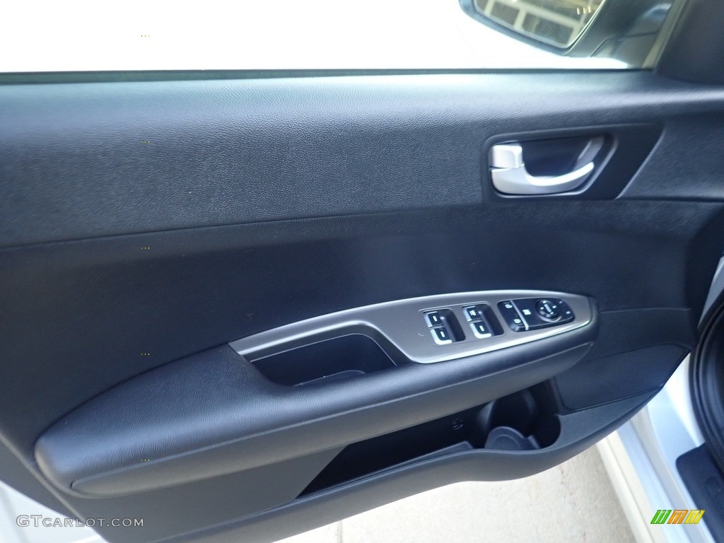 2020 Optima LX - Sparkling Silver / Black photo #21