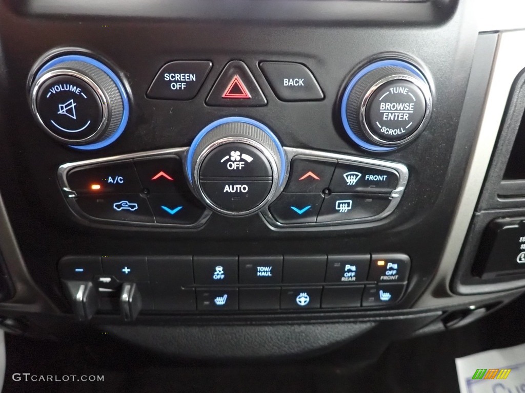 2016 Ram 1500 Big Horn Crew Cab 4x4 Controls Photo #144784310