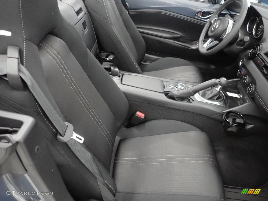 2022 Mazda MX-5 Miata Club Front Seat Photo #144785360