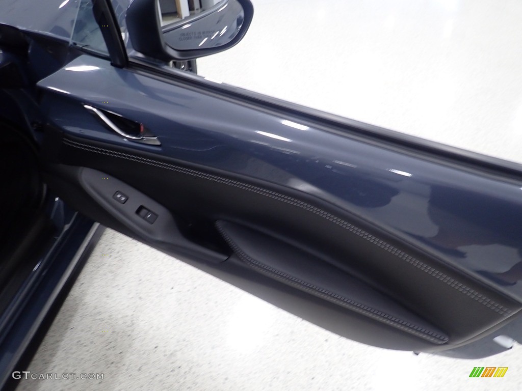2022 Mazda MX-5 Miata Club Door Panel Photos