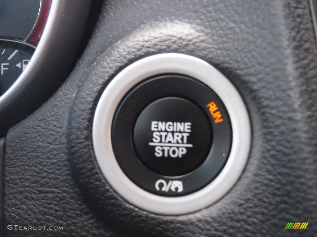 2017 Journey Crossroad AWD - Bruiser Grey / Black photo #16