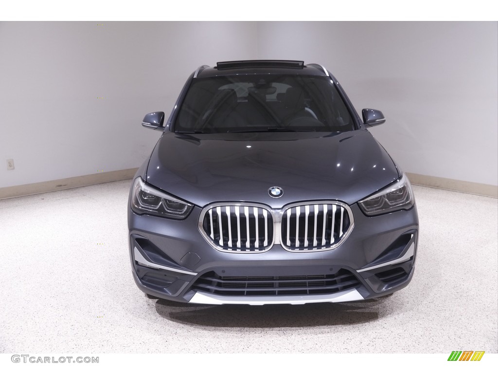 2020 X1 xDrive28i - Mineral Grey Metallic / Black photo #2