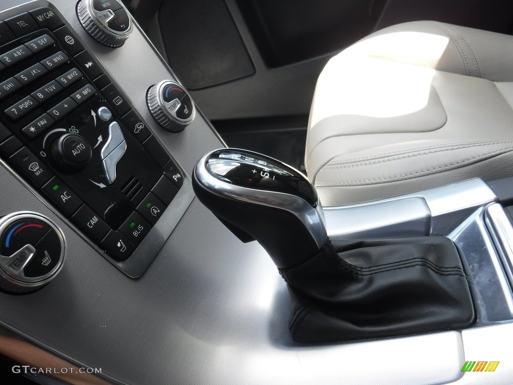 2017 XC60 T5 AWD Dynamic - Rich Java Metallic / Soft Beige photo #14