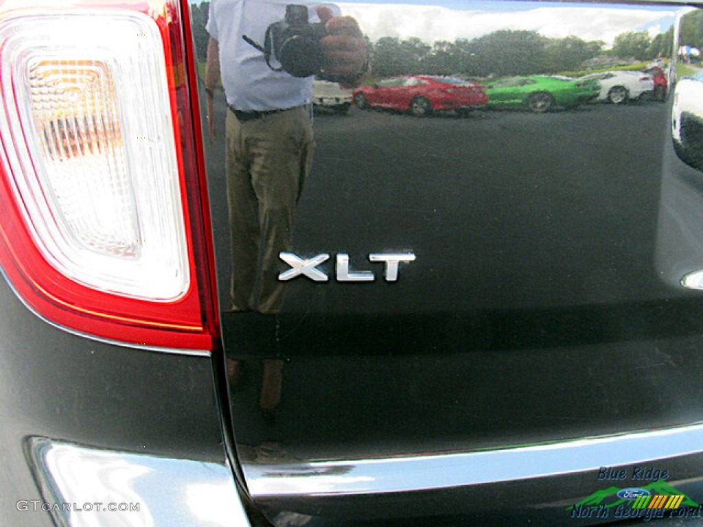 2015 Explorer XLT 4WD - Tuxedo Black / Charcoal Black photo #29