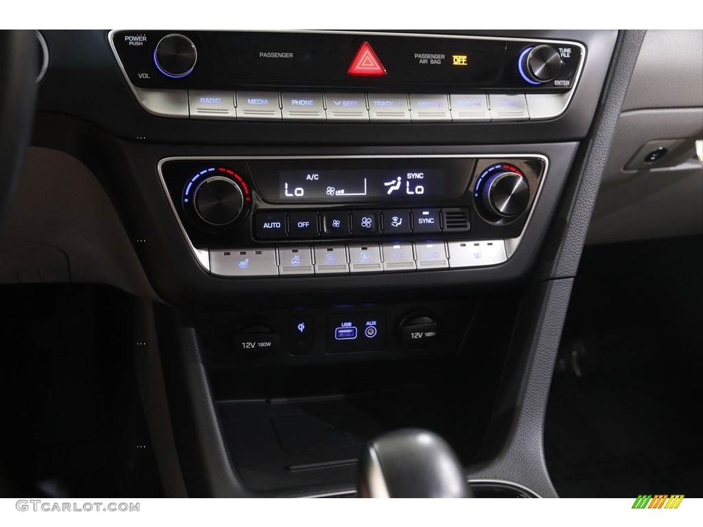 2019 Sonata SEL - Machine Gray / Gray photo #12