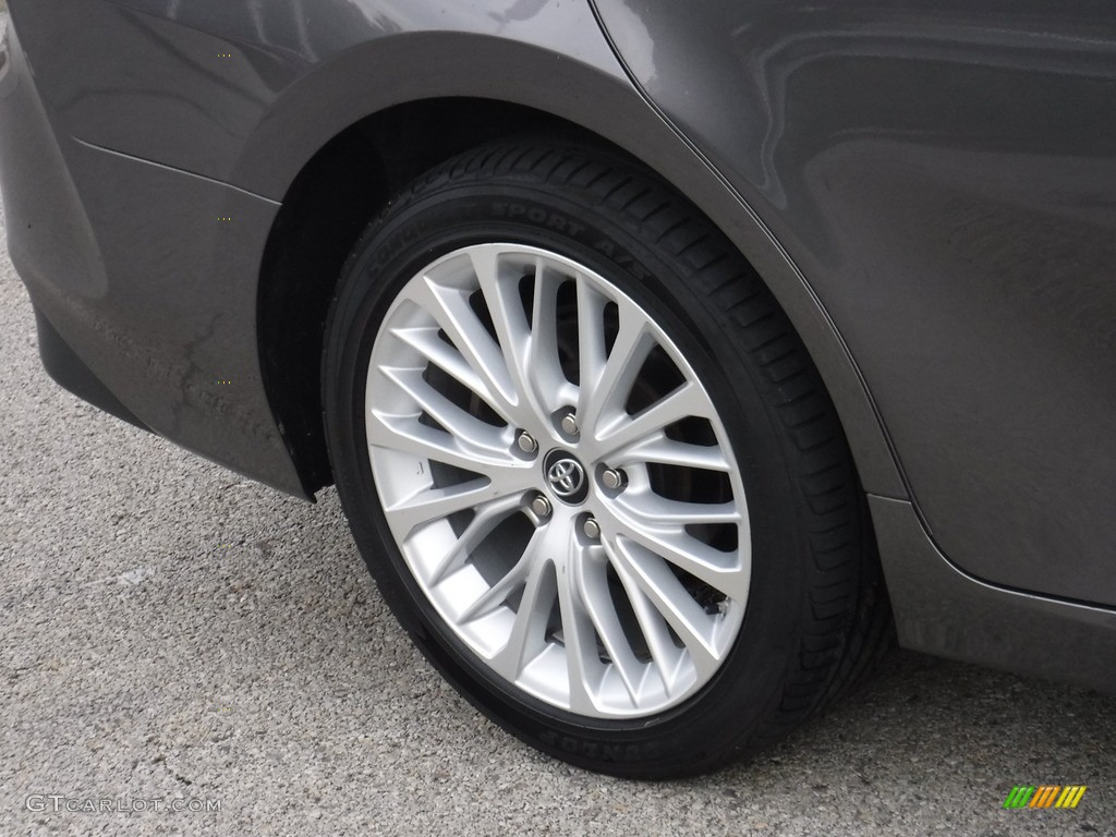 2018 Camry XLE - Predawn Gray Mica / Black photo #10