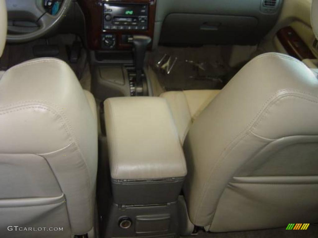 2000 QX4  - Bordeaux Red Pearl / Stone Beige photo #24