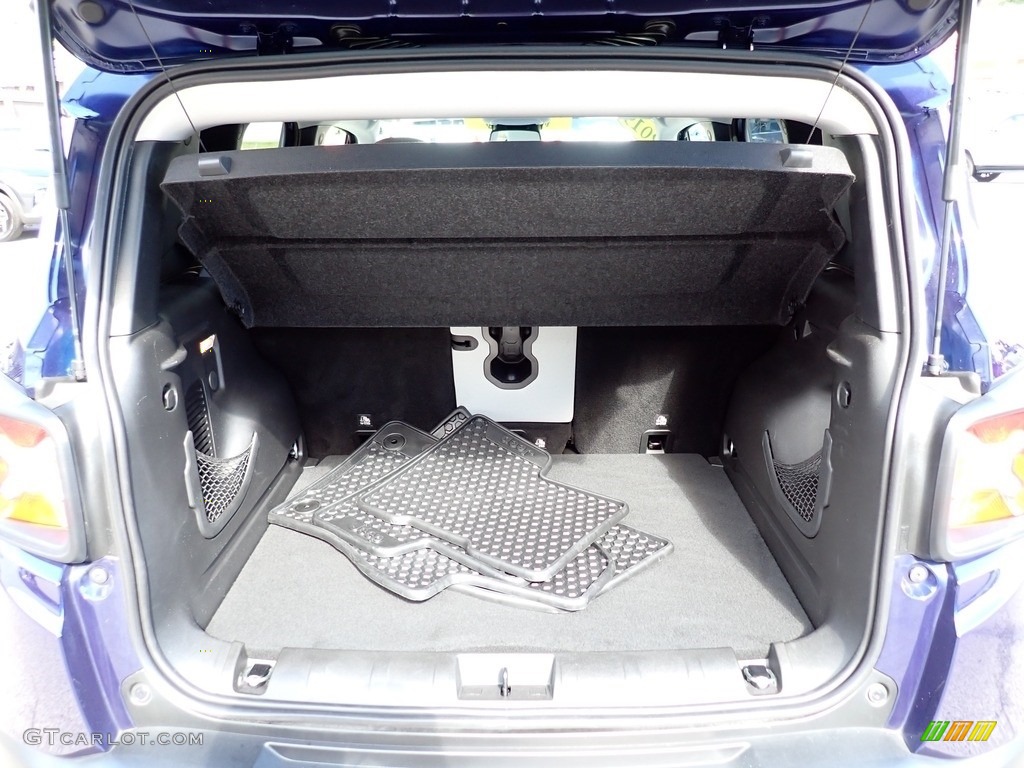 2019 Renegade Latitude 4x4 - Jetset Blue / Black/Ski Grey photo #5