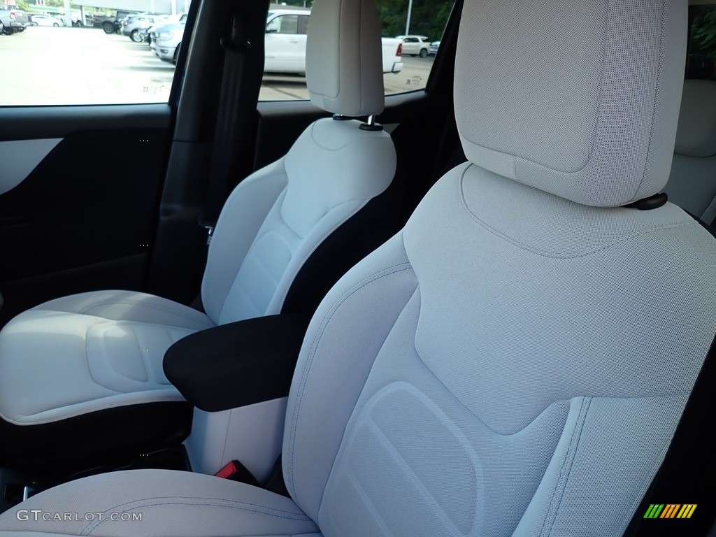 2019 Renegade Latitude 4x4 - Jetset Blue / Black/Ski Grey photo #11