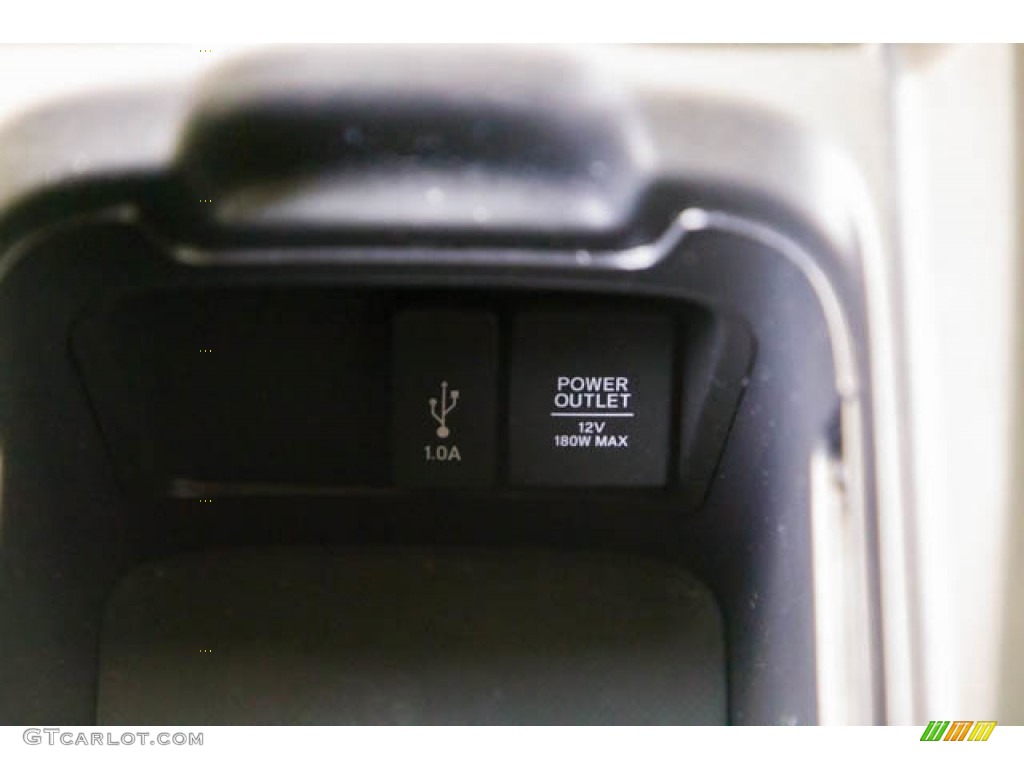 2019 CR-V LX - Platinum White Pearl / Ivory photo #17