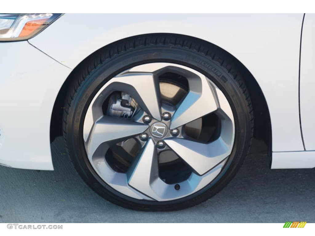 2018 Honda Accord Touring Sedan Wheel Photos
