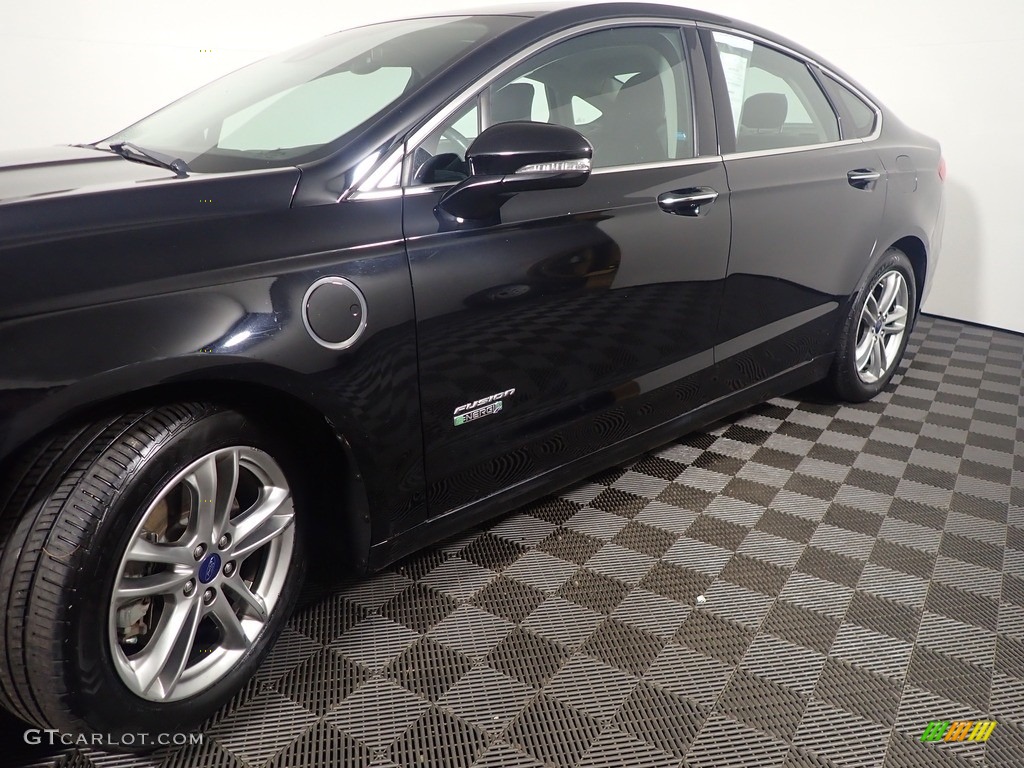 2016 Fusion Energi Titanium - Shadow Black / Charcoal Black photo #11