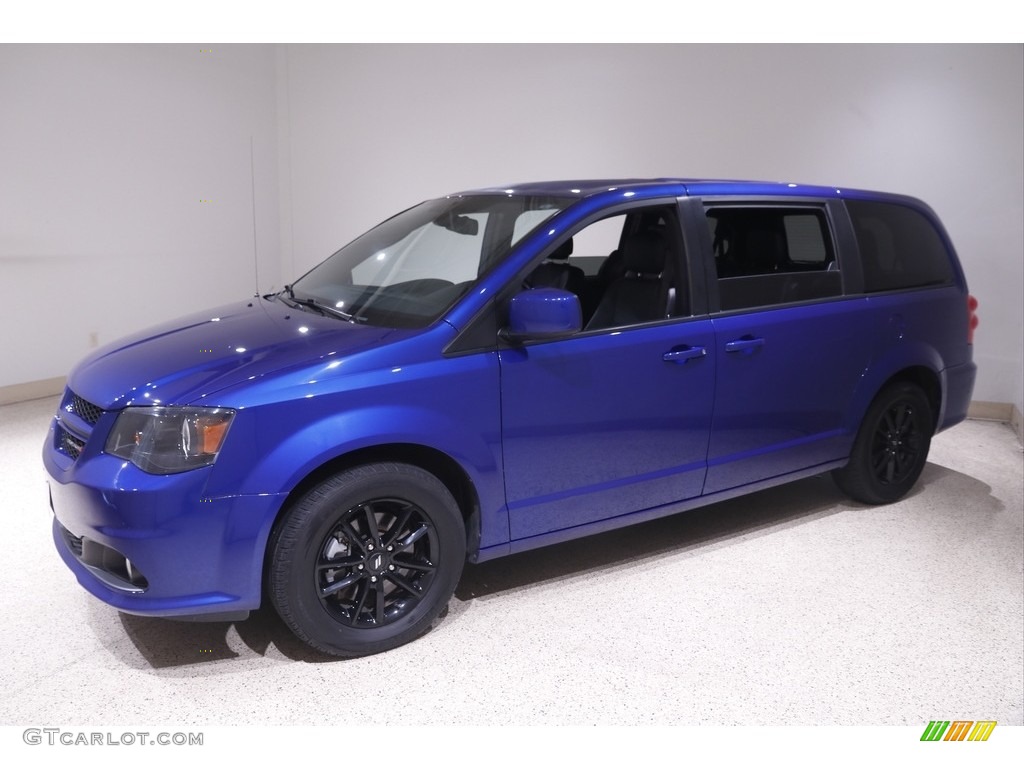 2020 Grand Caravan GT - Indigo Blue / Black photo #3