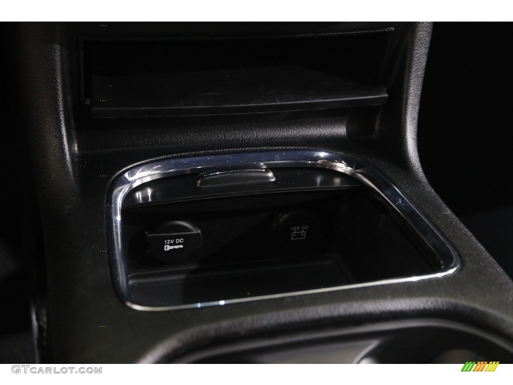 2020 Grand Caravan GT - Indigo Blue / Black photo #18