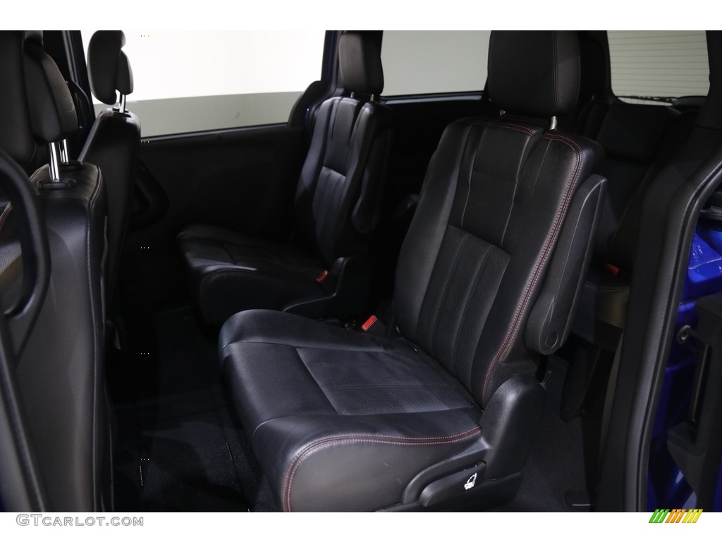 2020 Grand Caravan GT - Indigo Blue / Black photo #21