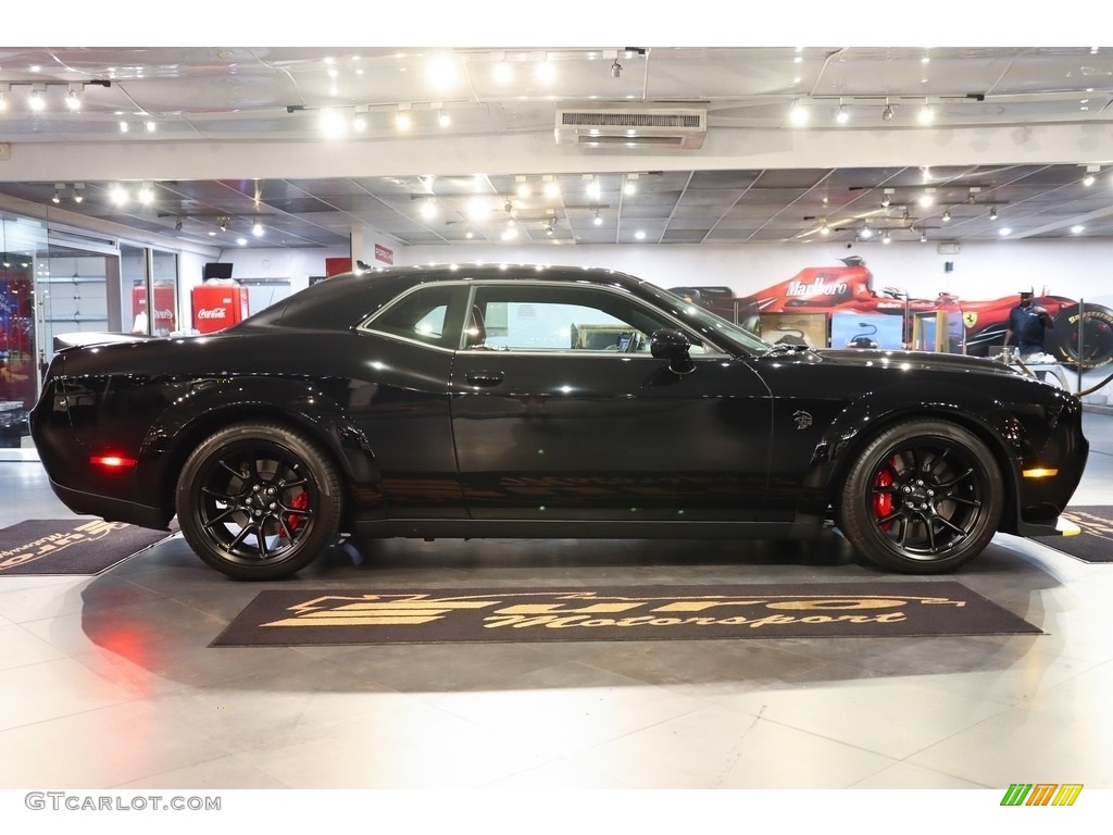 Pitch Black 2022 Dodge Challenger SRT Hellcat Jailbreak Exterior Photo #144807808