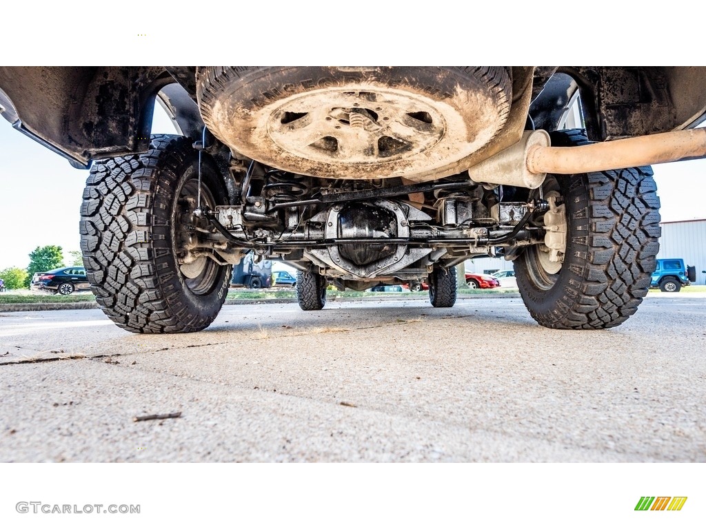 2017 Ram 2500 Tradesman Crew Cab 4x4 Undercarriage Photo #144808423