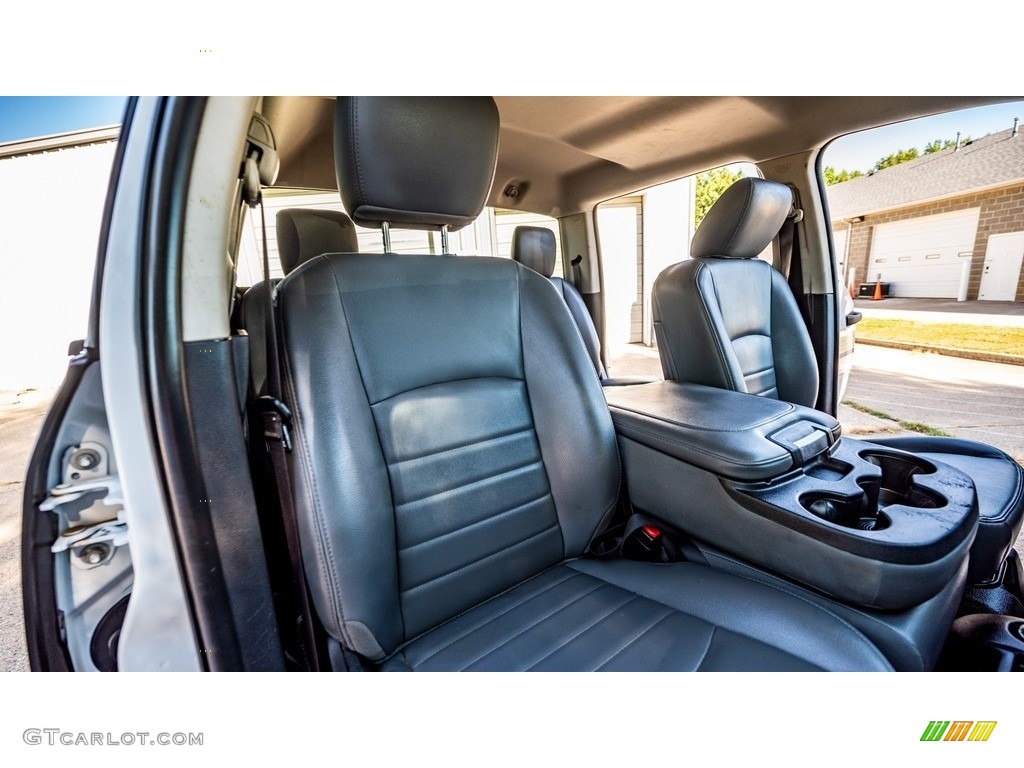 2017 Ram 2500 Tradesman Crew Cab 4x4 Interior Color Photos