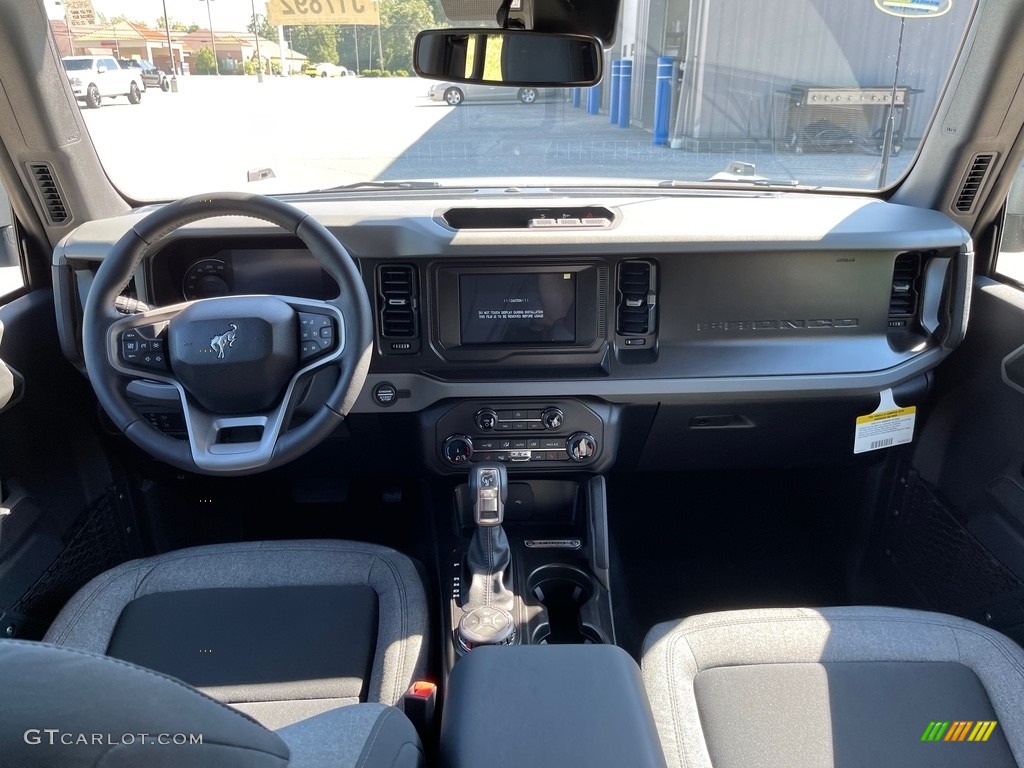 2022 Ford Bronco Big Bend 4x4 4-Door Dashboard Photos