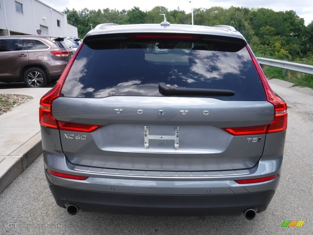 2021 XC60 T5 AWD Momentum - Pine Grey Metallic / Charcoal photo #8