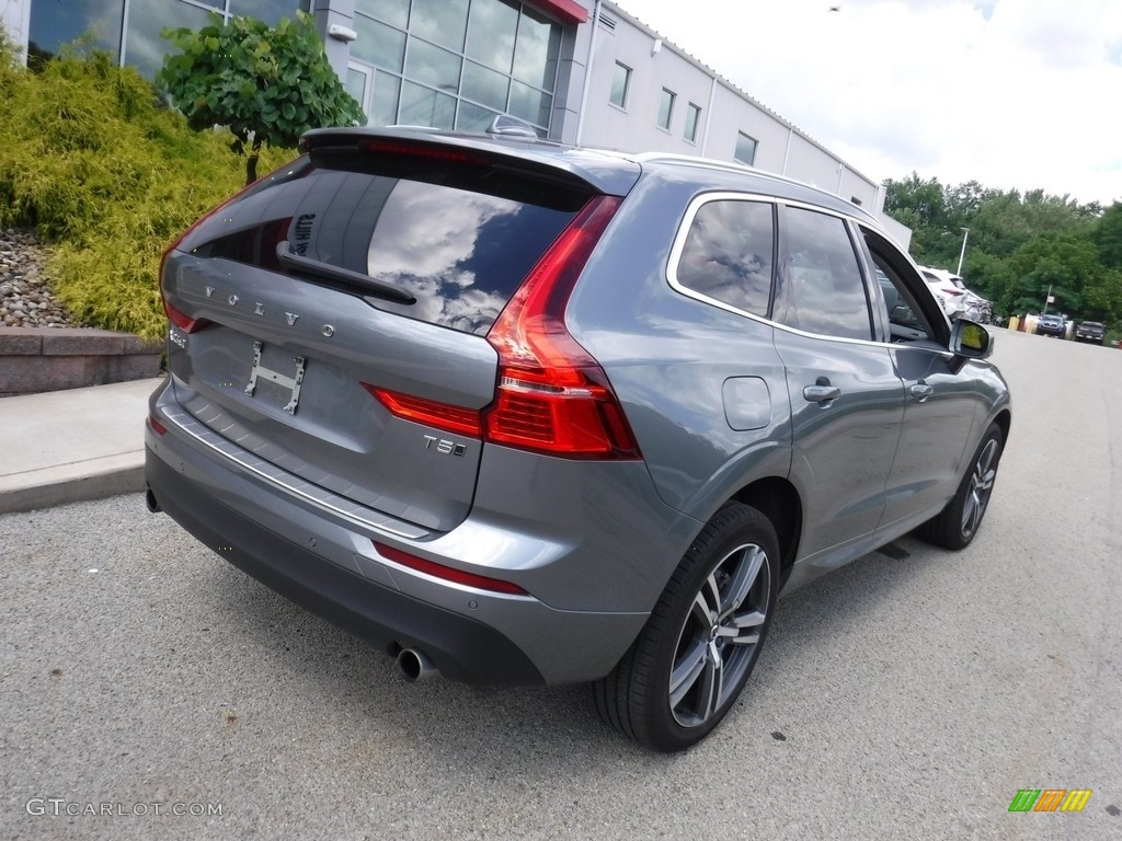 2021 XC60 T5 AWD Momentum - Pine Grey Metallic / Charcoal photo #9
