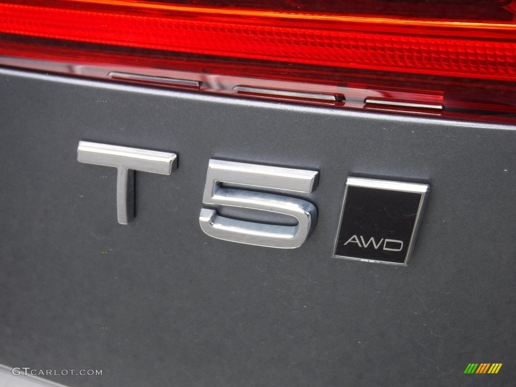 2021 XC60 T5 AWD Momentum - Pine Grey Metallic / Charcoal photo #10