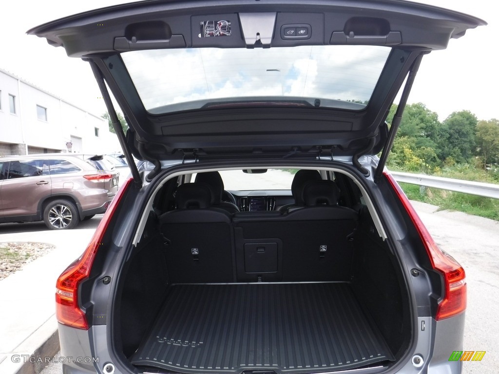 2021 XC60 T5 AWD Momentum - Pine Grey Metallic / Charcoal photo #25