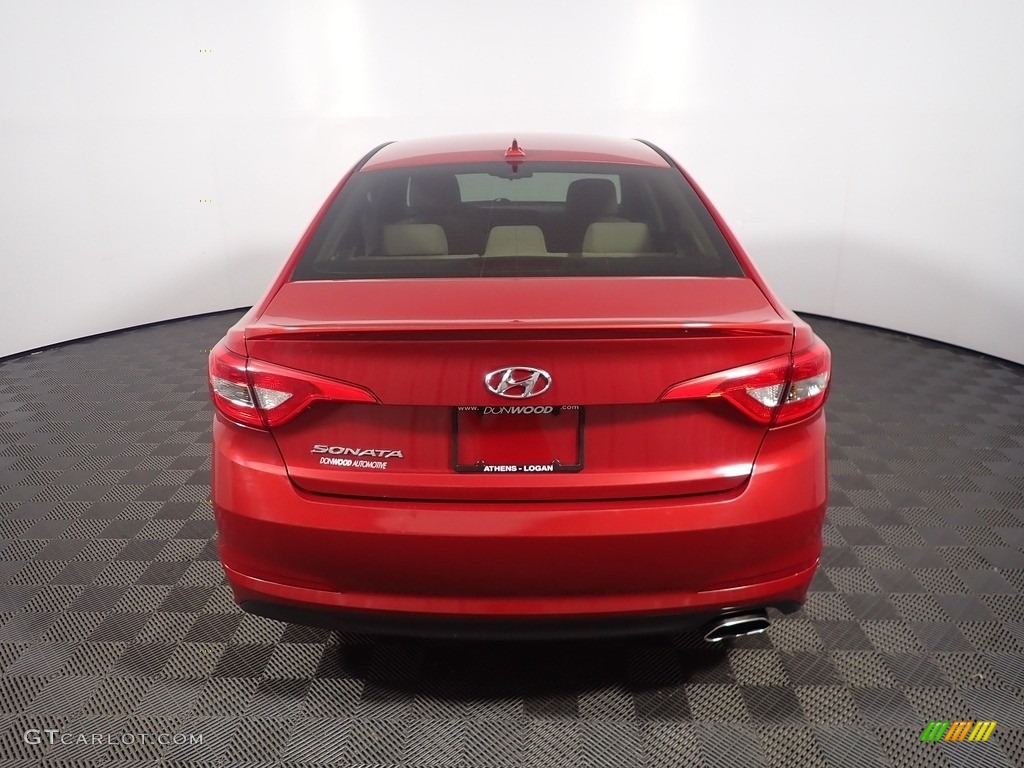 2017 Sonata SE - Scarlet Red / Beige photo #12