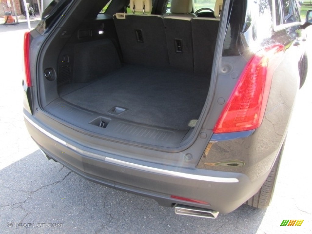 2019 Cadillac XT5 Standard XT5 Model Trunk Photo #144814481